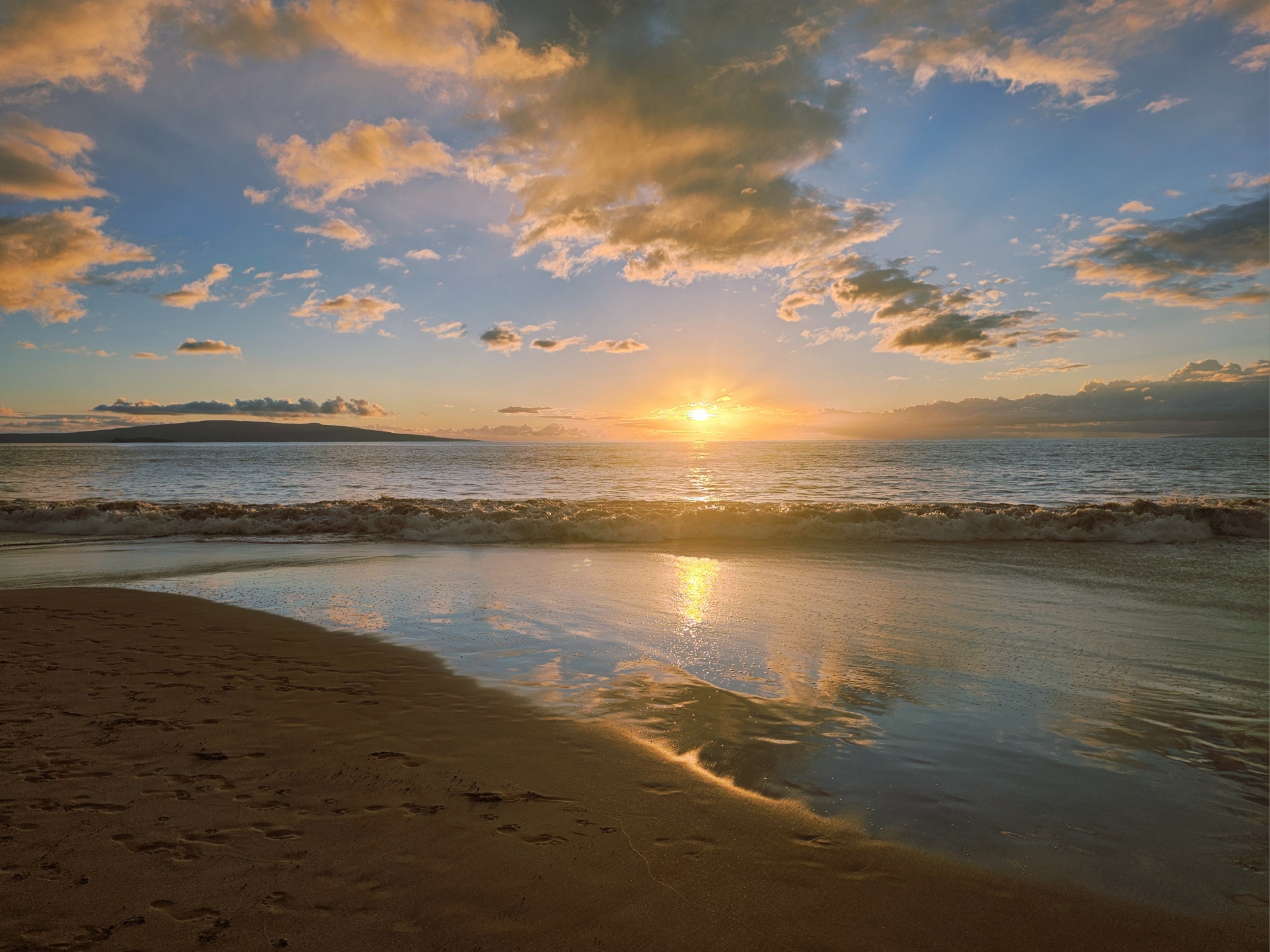 Warm island light over the Maui landscape